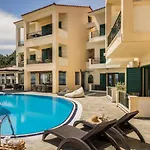 Hotell Griffon Previously Known As Valledi Village 2*
