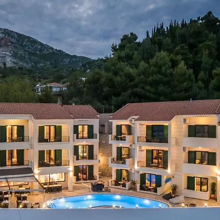 Ξενοδοχείο Griffon Previously Known As Valledi Village 2*