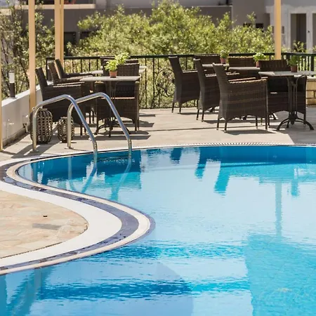 酒店 Griffon Previously Known As Valledi Village 凯米