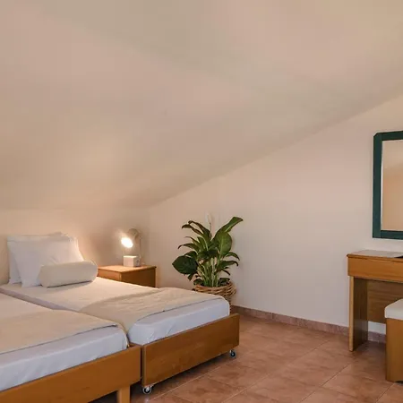 酒店 Griffon Previously Known As Valledi Village 2*